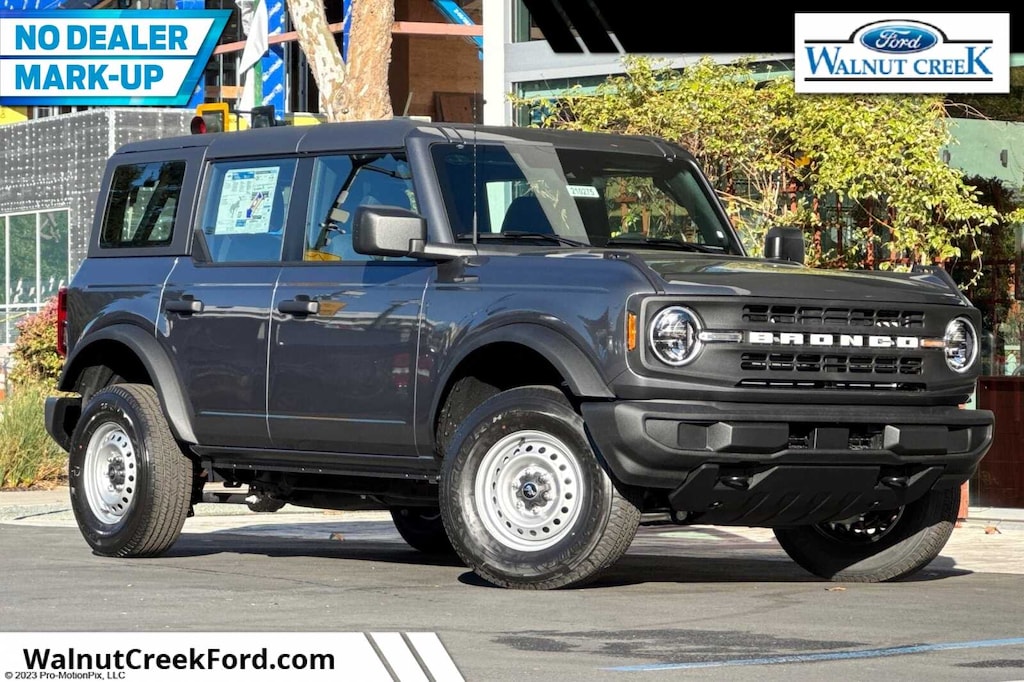 New 2026 Ford Bronco Base SUV