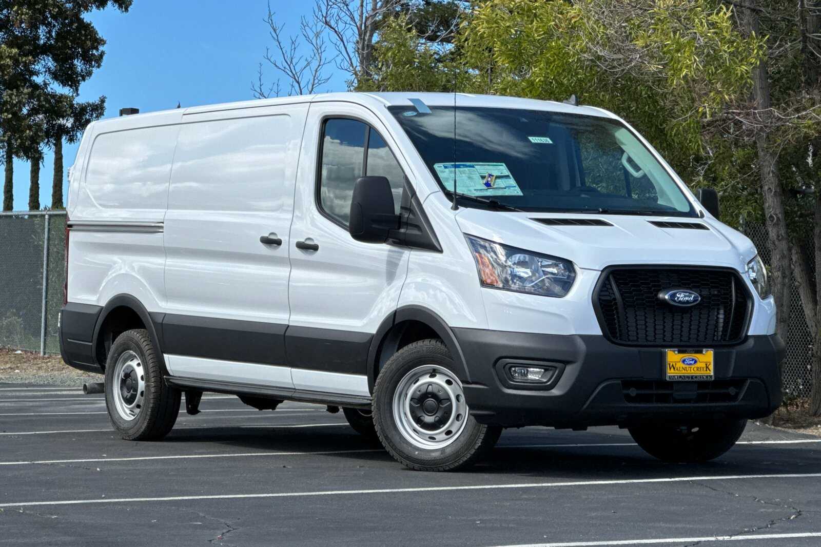 2025 Ford Transit photo 2