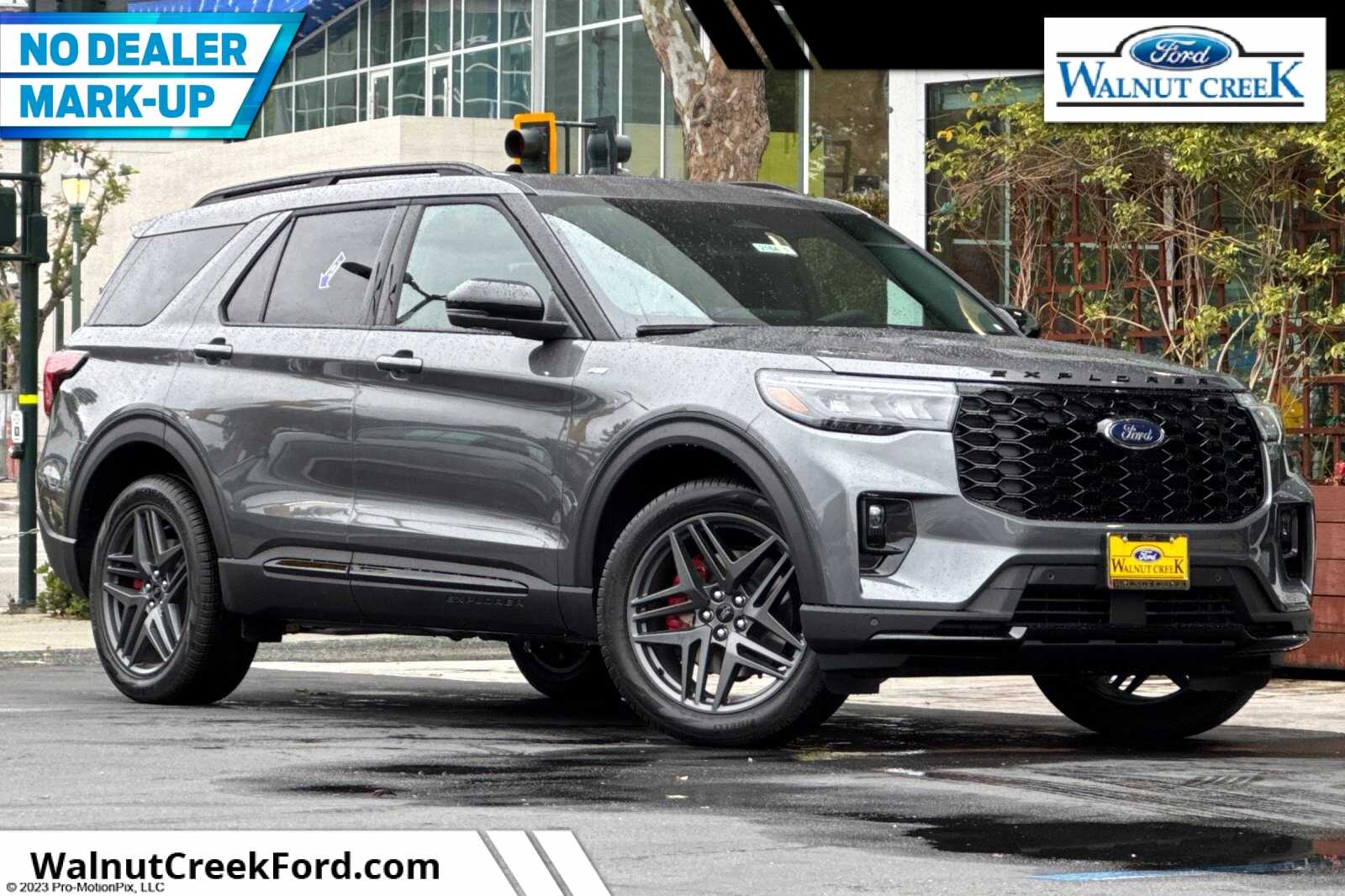 2026 Ford Explorer ST-LINE 4WD's photo