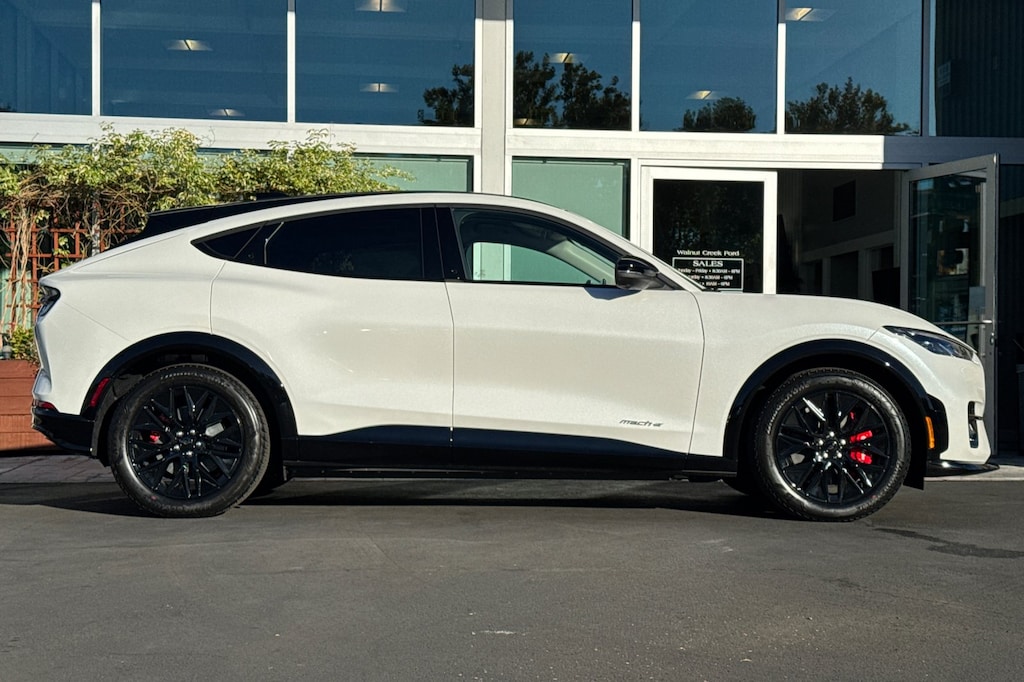 New 2025 Ford Mustang Mach-E Premium CROSSOVERS