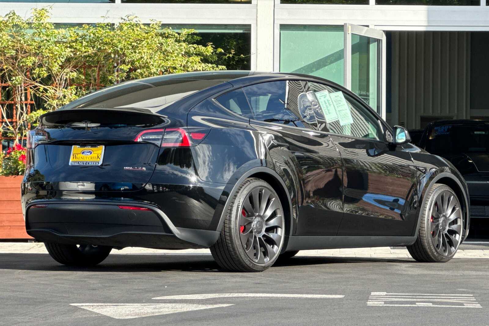 2024 Tesla Model Y Performance photo 4