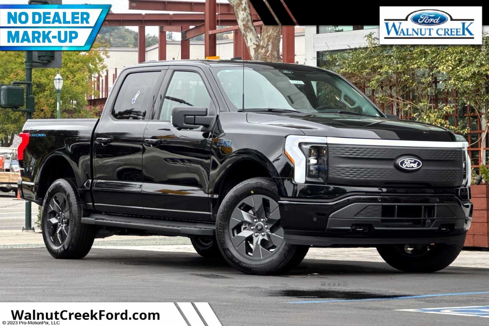 2025 Ford F-150 Lightning Flash's photo