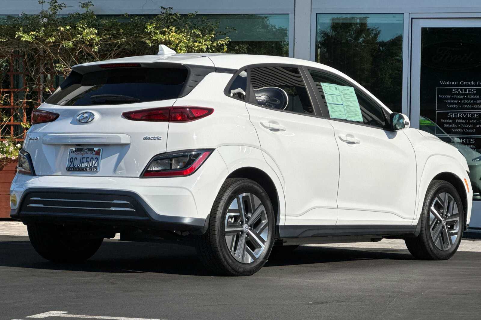 2022 Hyundai Kona SEL photo 4