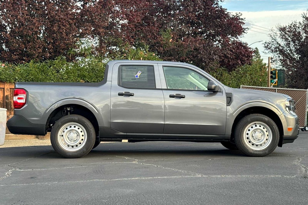 New 2025 Ford Maverick XL TRUCK