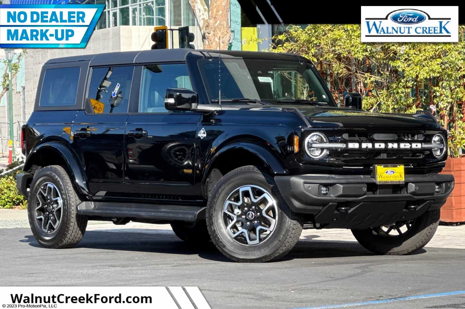 2025 Ford Bronco Outer Banks 4x4's photo