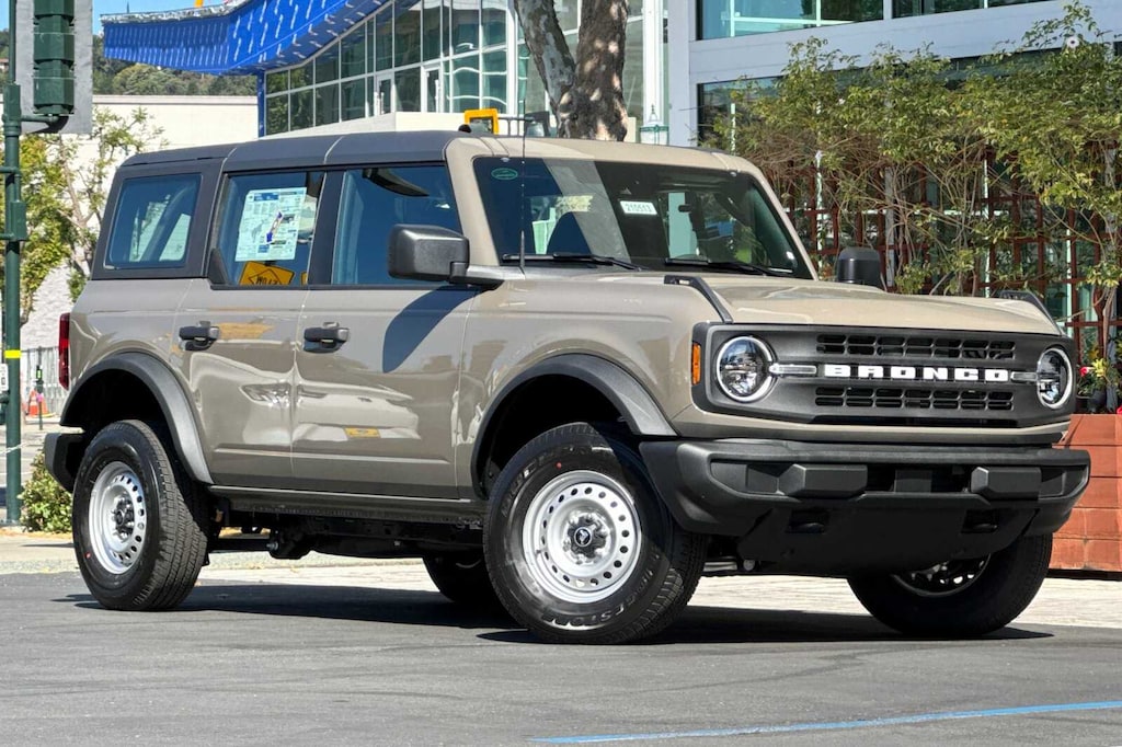 New 2026 Ford Bronco Base SUV