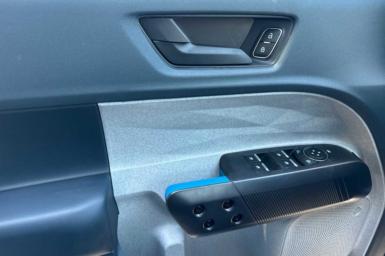 2025 Ford Maverick XLT - Photo 8