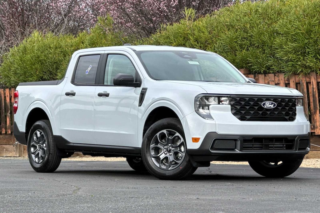 New 2026 Ford Maverick XLT TRUCK