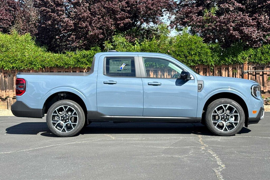 New 2026 Ford Maverick Lariat TRUCK