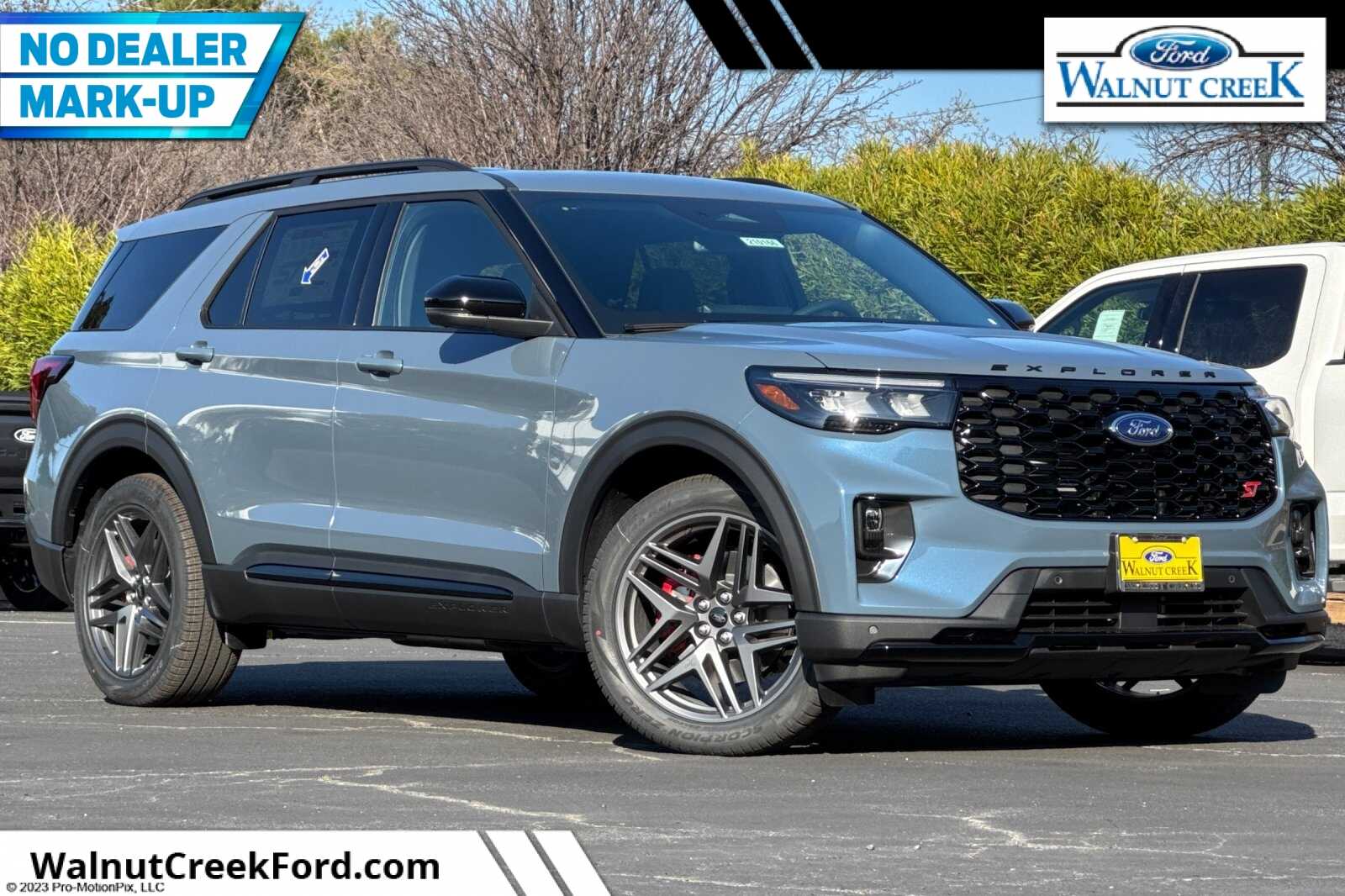 2026 Ford Explorer ST 4WD's photo