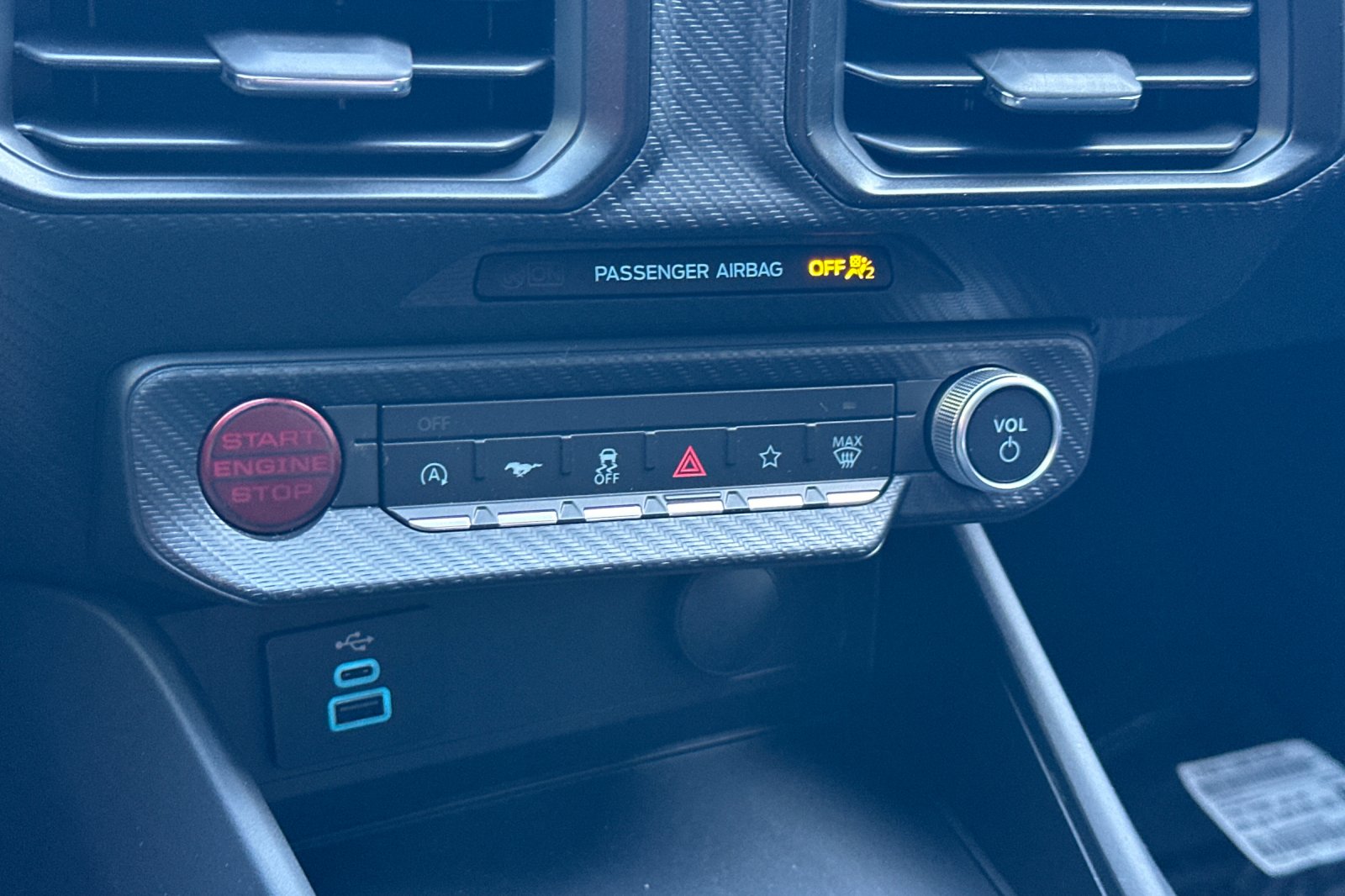 2025 Ford Mustang EcoBoost Fastback - Photo 16