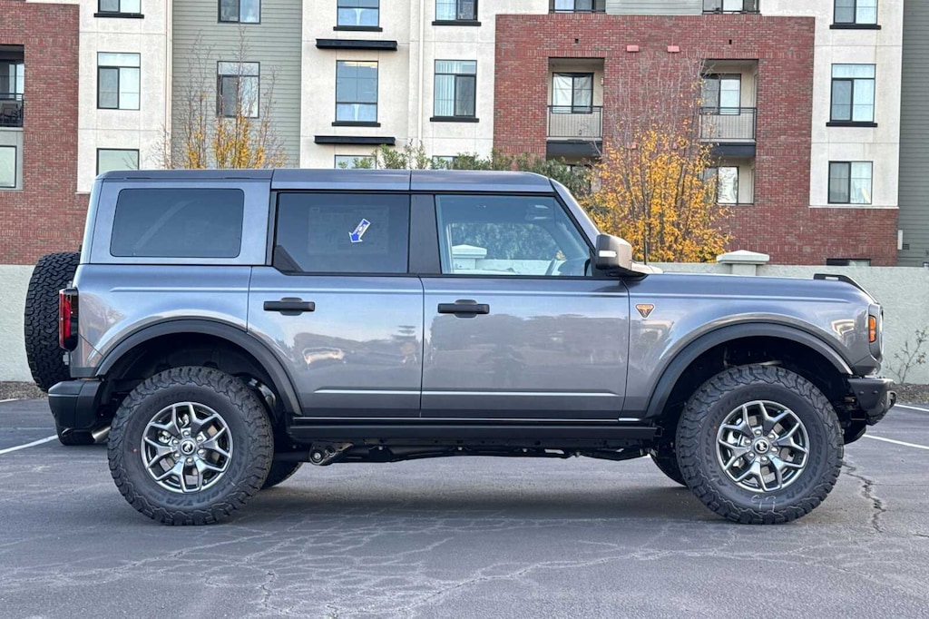 New 2025 Ford Bronco Badlands SUV