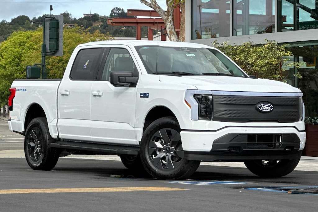 New 2025 Ford F-150 Lightning Flash TRUCK
