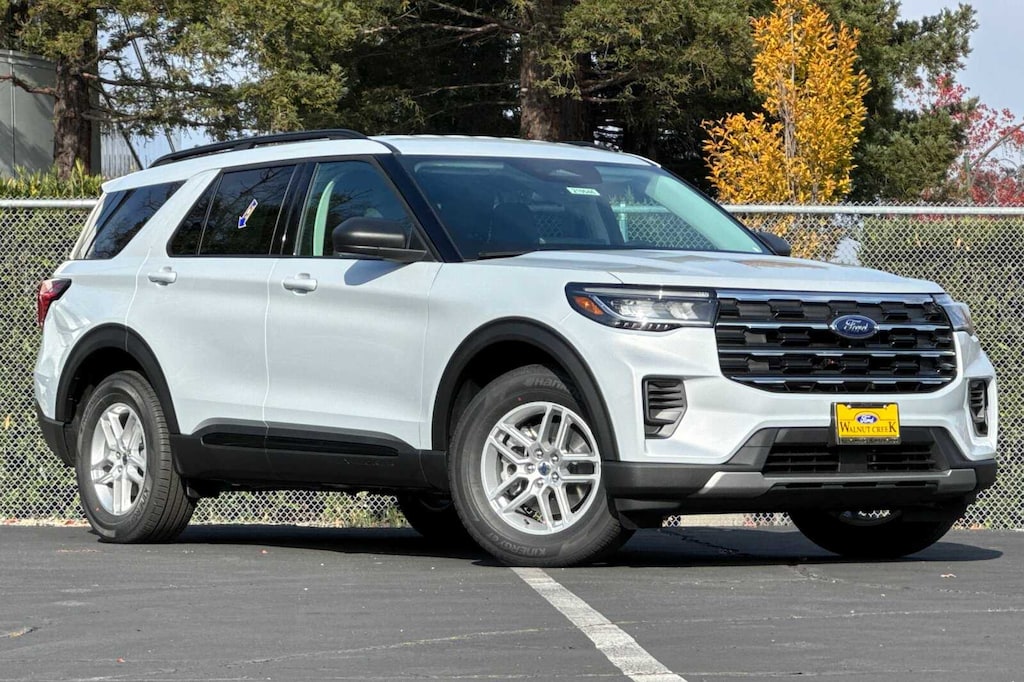 New 2026 Ford Explorer Active SUV