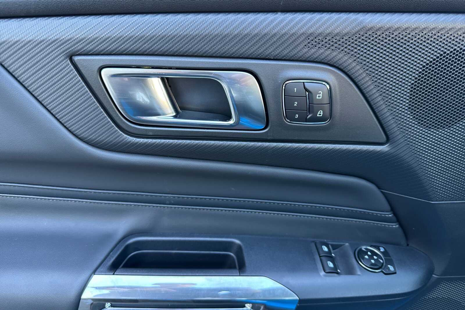 2025 Ford Mustang GT Premium Fastback - Photo 8