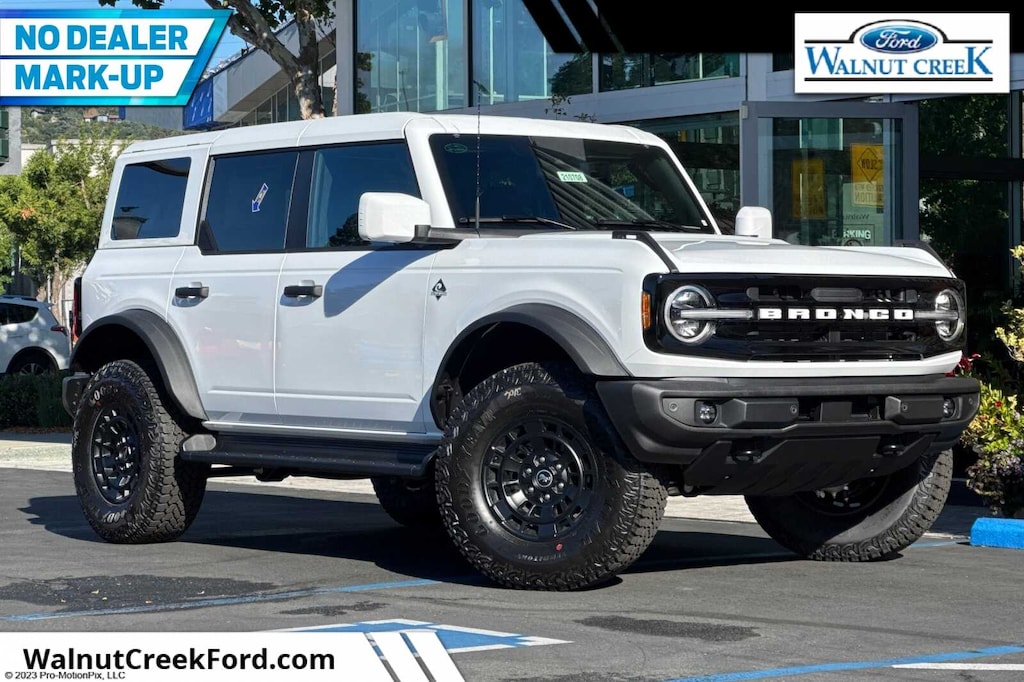 New 2026 Ford Bronco Outer Banks® SUV