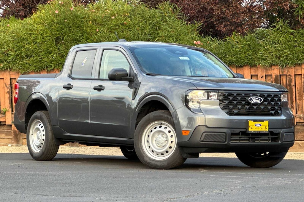 New 2025 Ford Maverick XL TRUCK