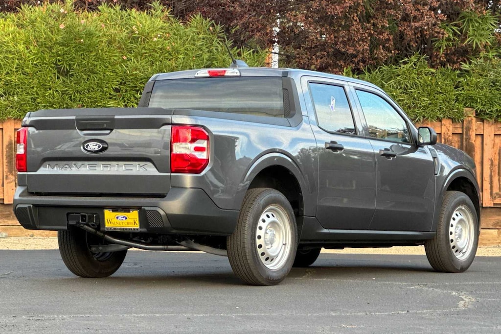 New 2025 Ford Maverick XL TRUCK
