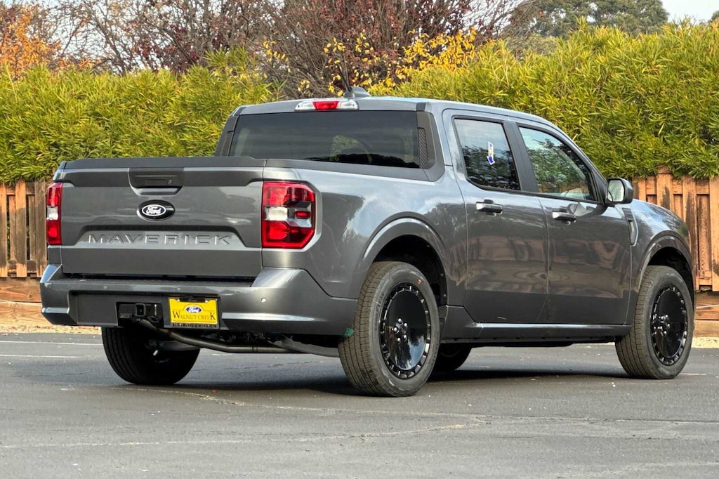 New 2026 Ford Maverick Maverick Lobo TRUCK