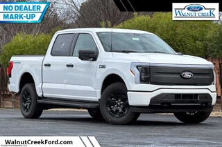 2025 Ford F-150 Lightning XLT TRUCK
