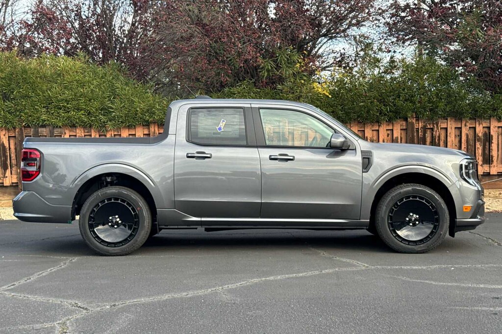 New 2026 Ford Maverick Maverick Lobo TRUCK