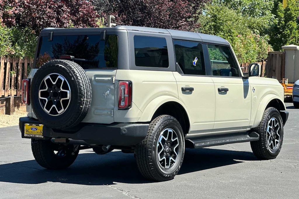 New 2026 Ford Bronco Outer Banks® SUV