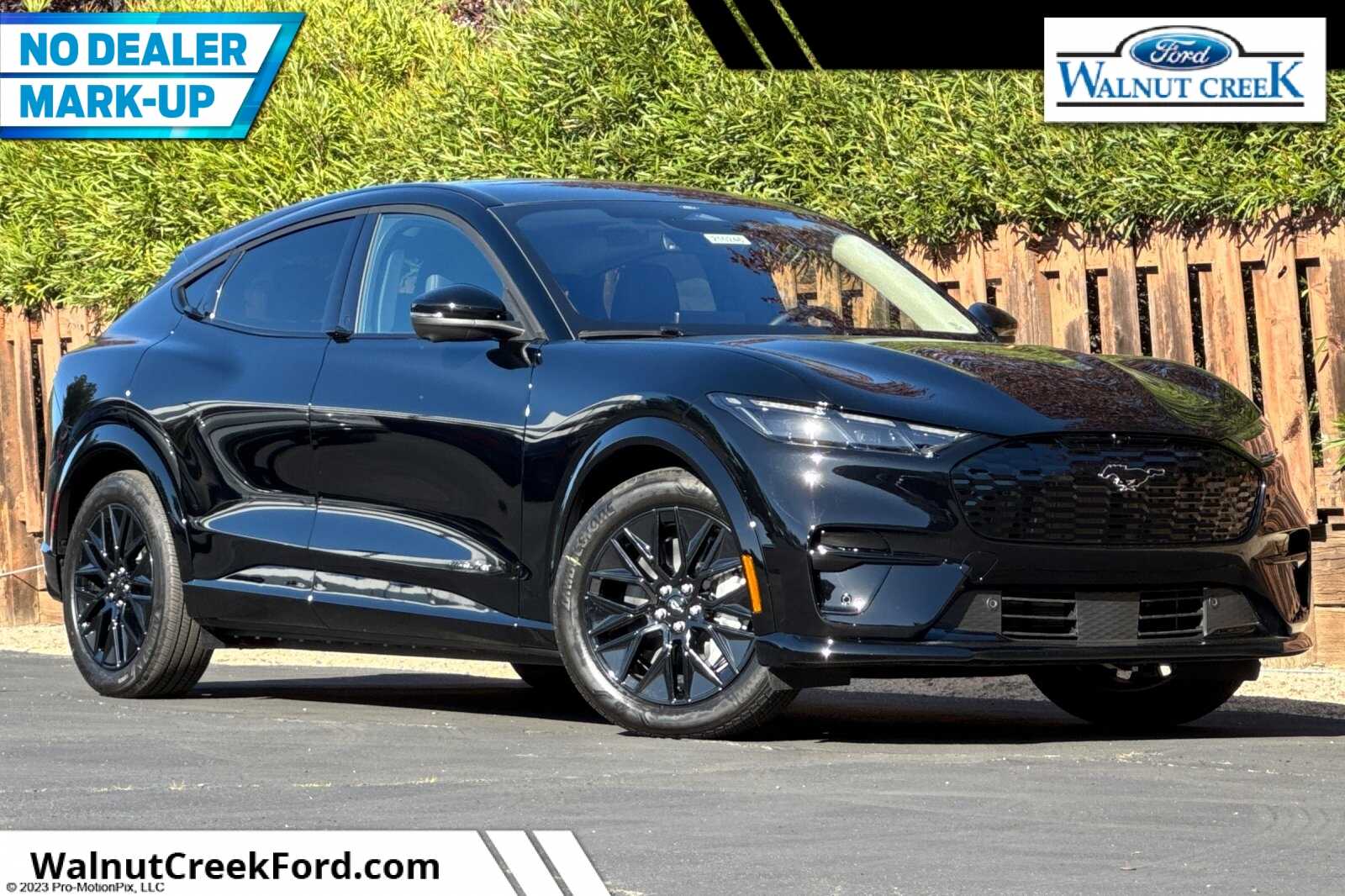 2026 Ford Mustang-Mach-e Premium's photo