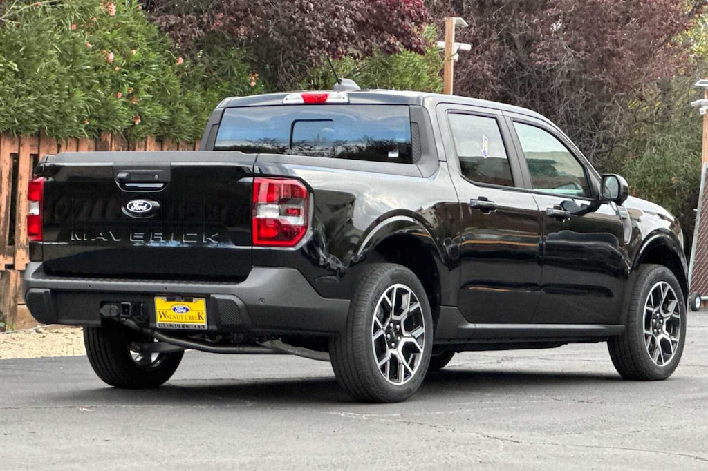 New 2025 Ford Maverick Lariat TRUCK