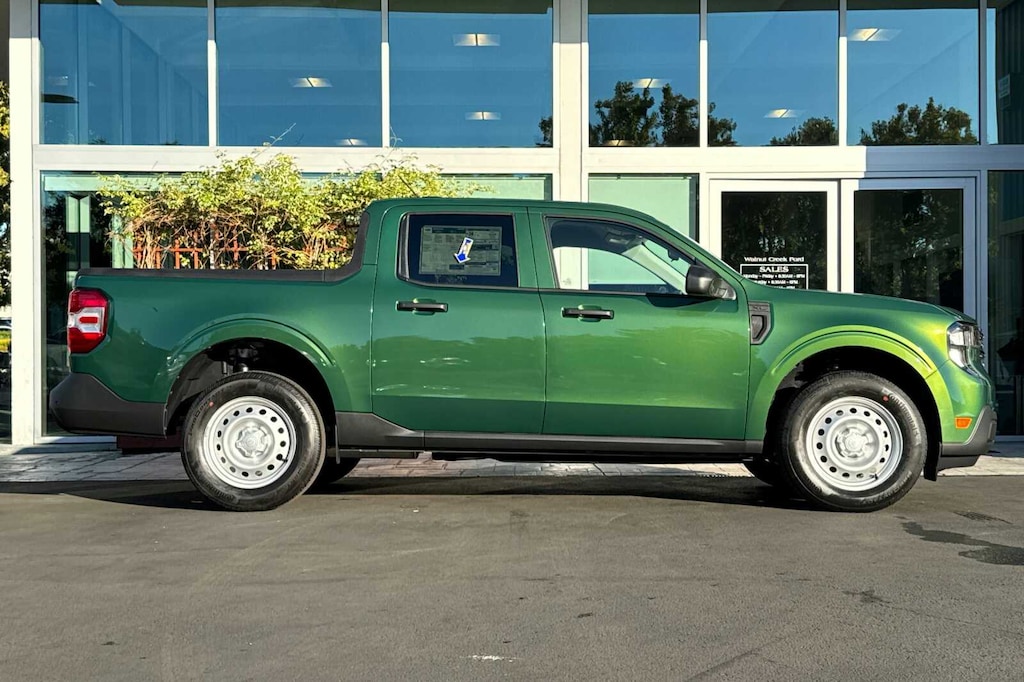 New 2025 Ford Maverick XL TRUCK