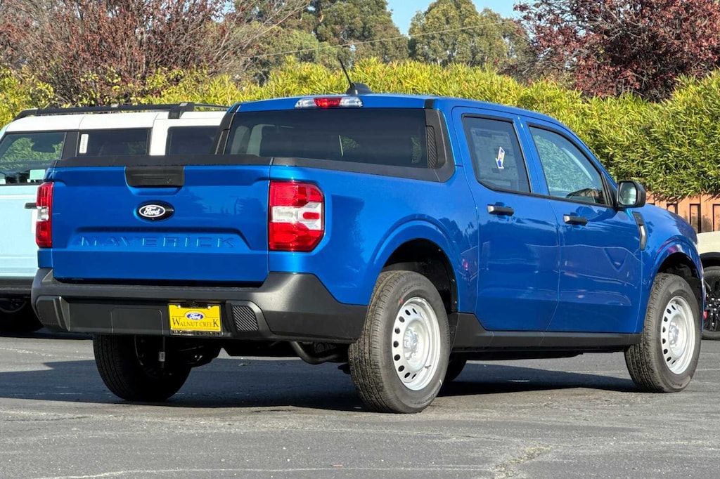 New 2025 Ford Maverick XL TRUCK