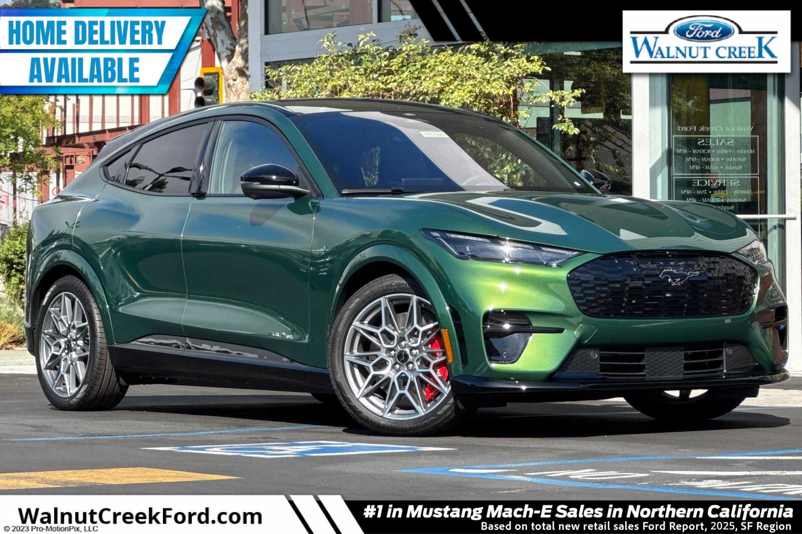 2025 Ford Mustang-Mach-e GT's photo