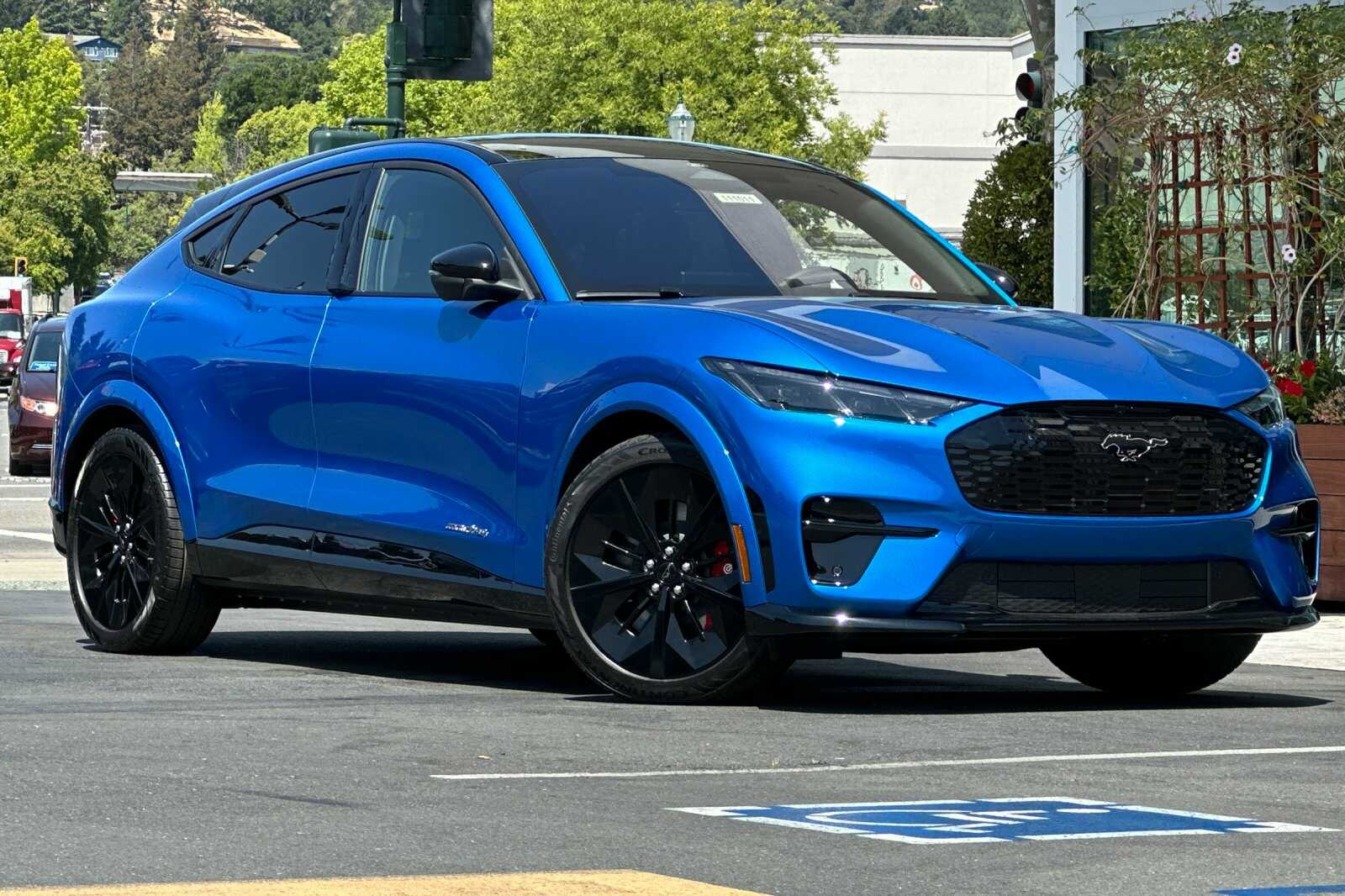 2025 Ford Mustang Mach-E GT photo 2