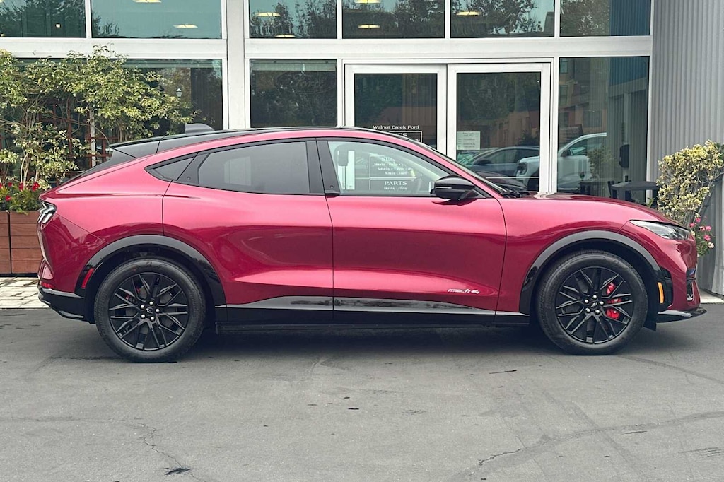New 2025 Ford Mustang Mach-E Premium CROSSOVERS