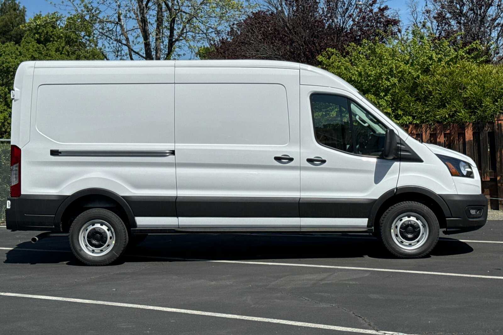 2025 Ford Transit photo 2