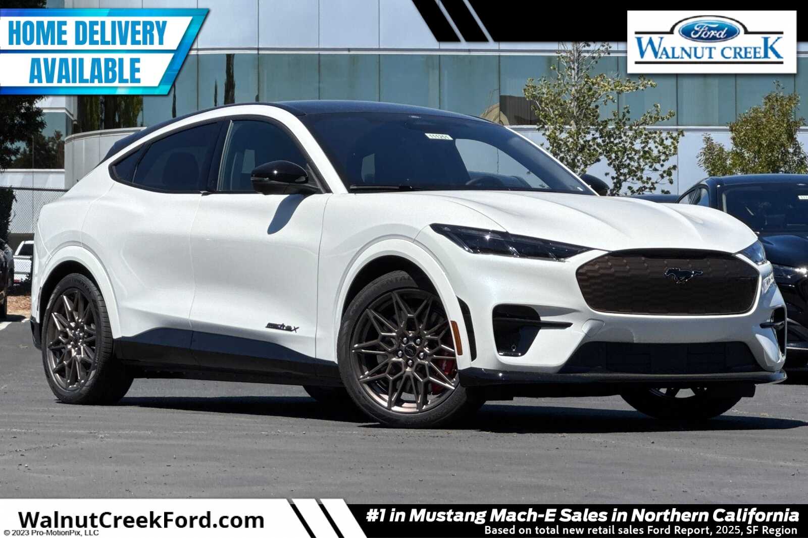 2025 Ford Mustang-Mach-e GT's photo