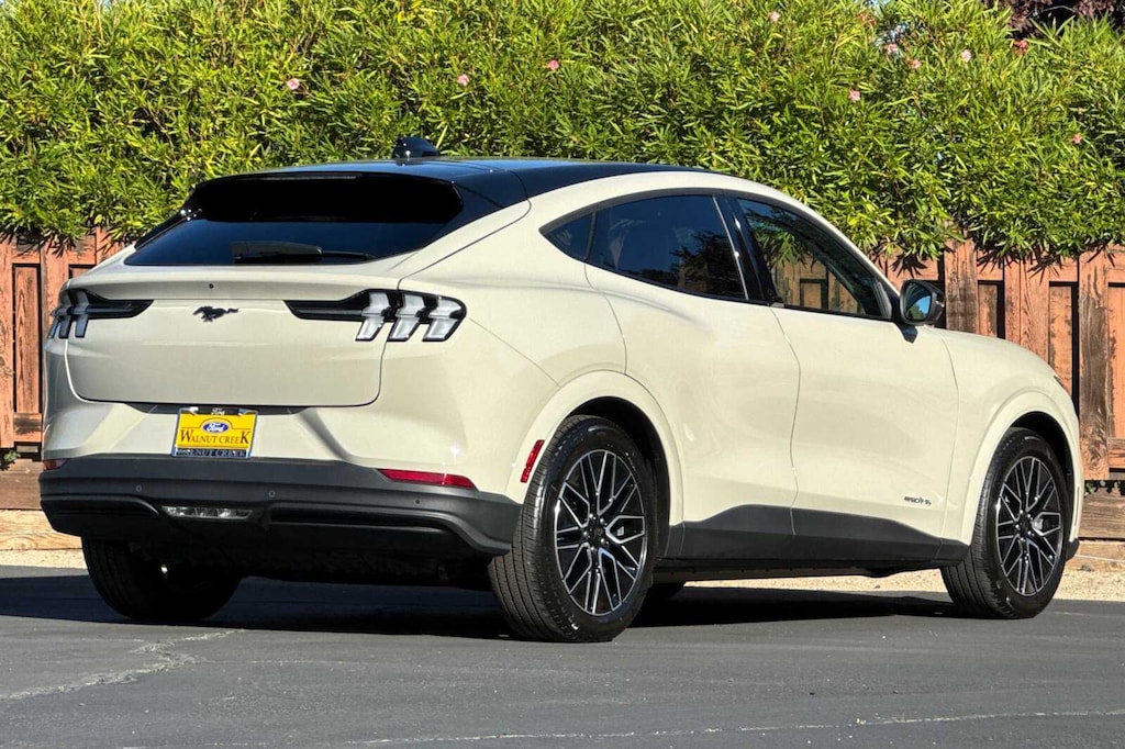 New 2025 Ford Mustang Mach-E Premium CROSSOVERS