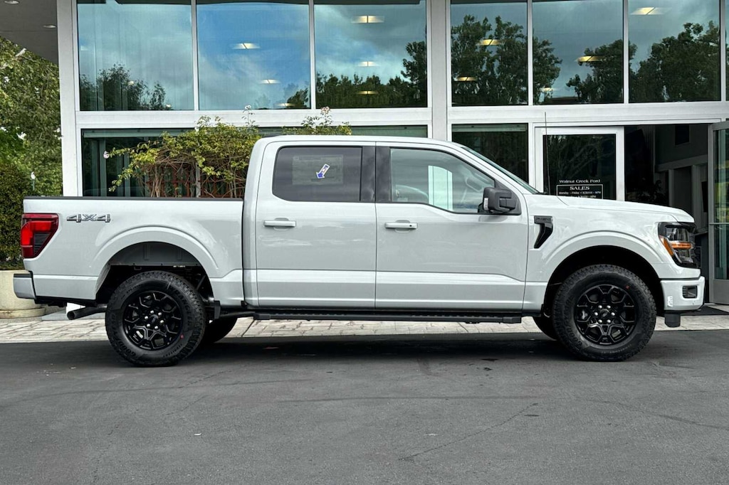 New 2026 Ford F-150 XLT TRUCK
