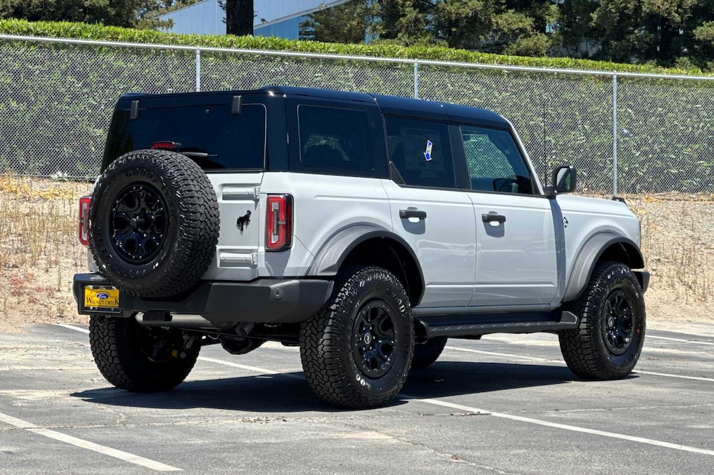 New 2026 Ford Bronco Outer Banks® SUV