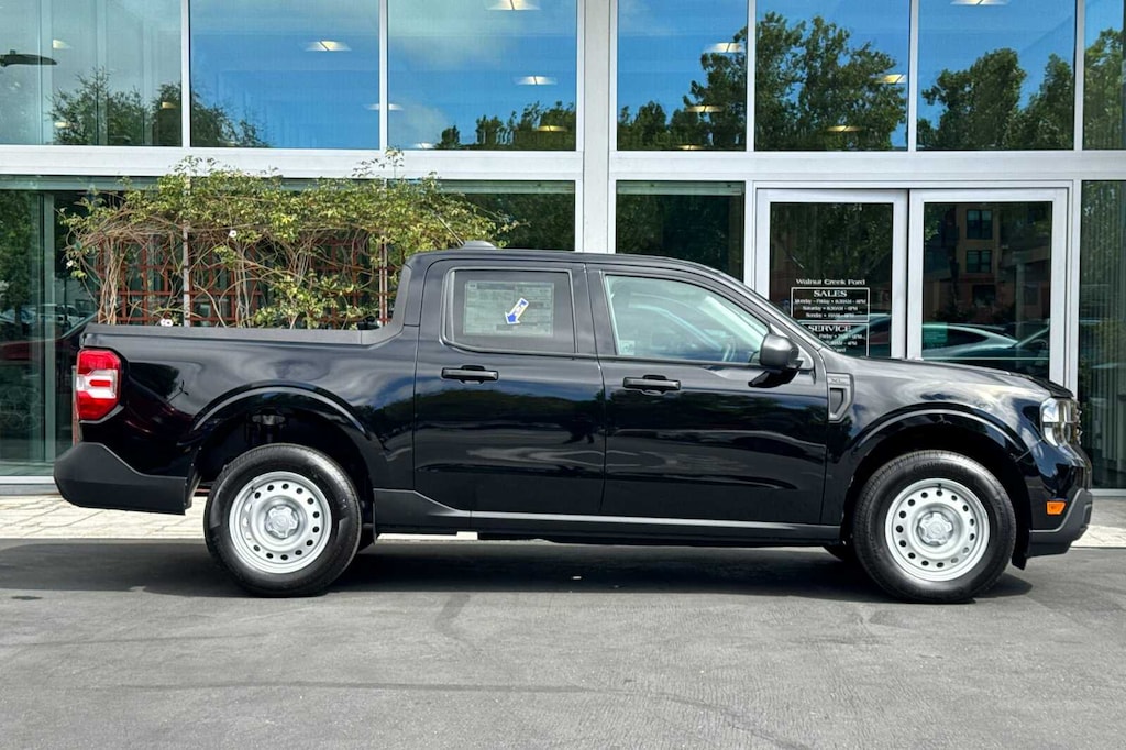 New 2026 Ford Maverick XL TRUCK