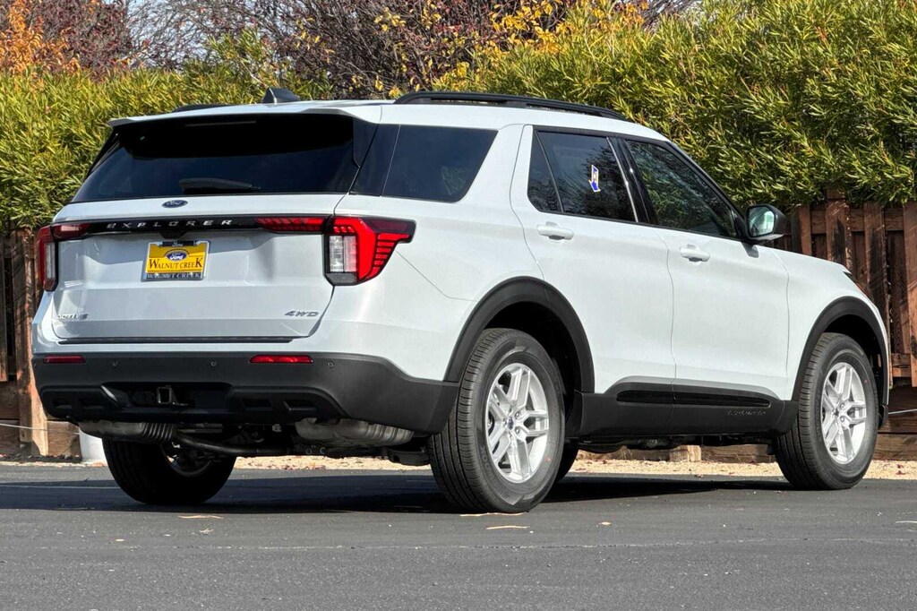 New 2026 Ford Explorer Active SUV
