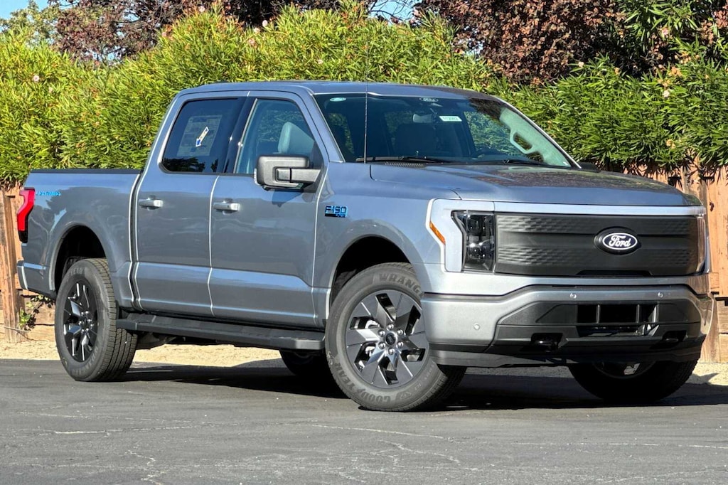New 2025 Ford F-150 Lightning Flash TRUCK