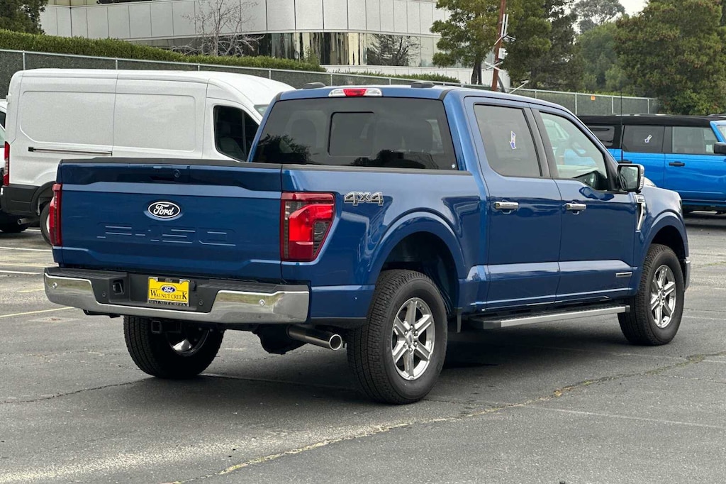 New 2025 Ford F-150 XLT TRUCK