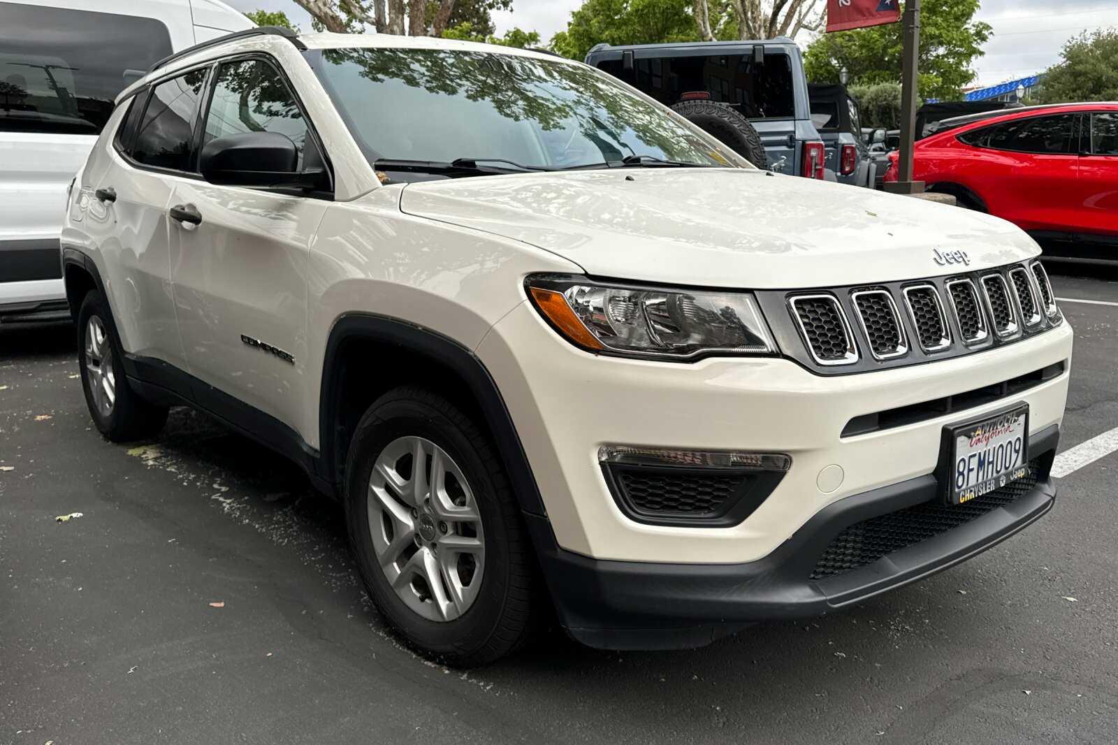 2018 Jeep Compass Sport 4D Sport Utility photo 2