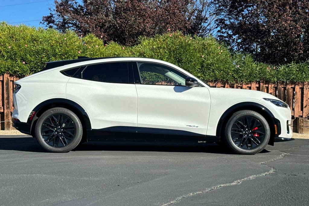 New 2025 Ford Mustang Mach-E Premium CROSSOVERS