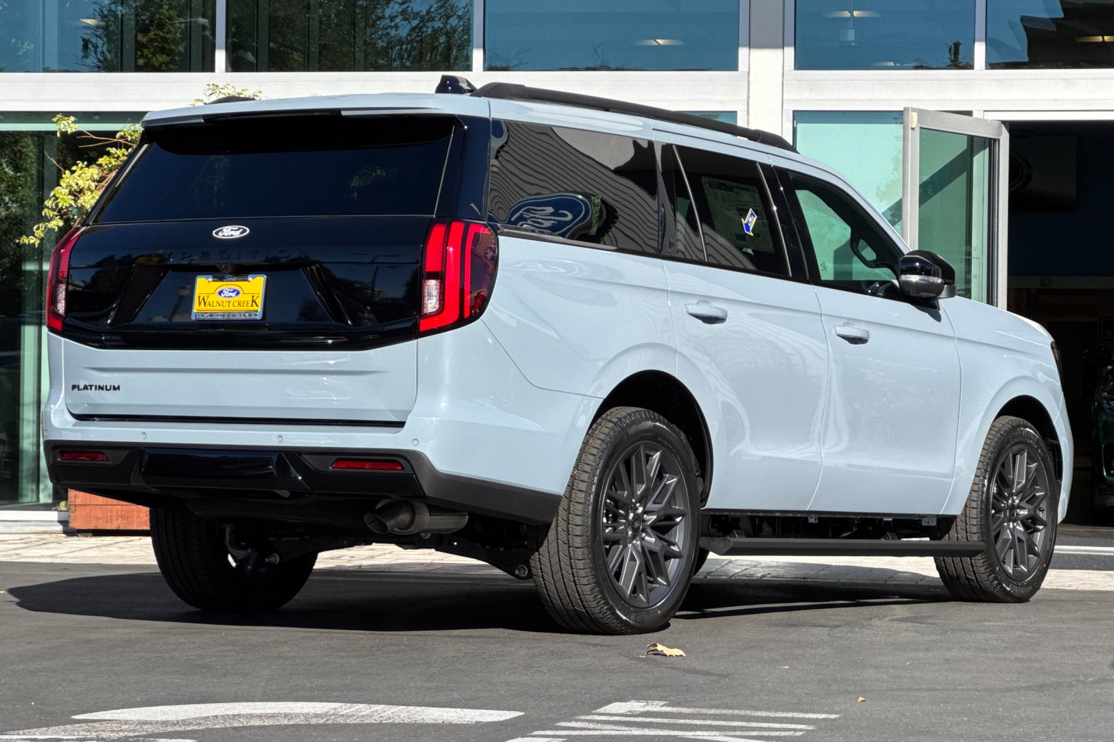 New 2027 Ford Expedition Platinum SUV