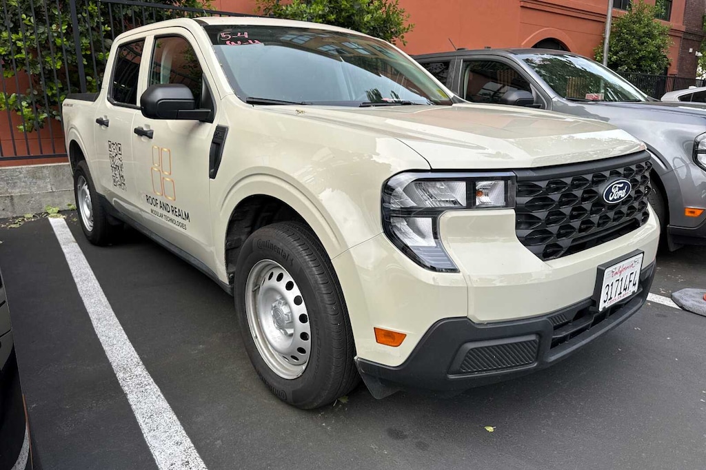 Certified 2025 Ford Maverick XL 4D Crew Cab Pickup