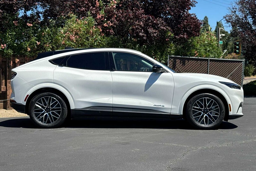 New 2026 Ford Mustang Mach-E Premium CROSSOVERS