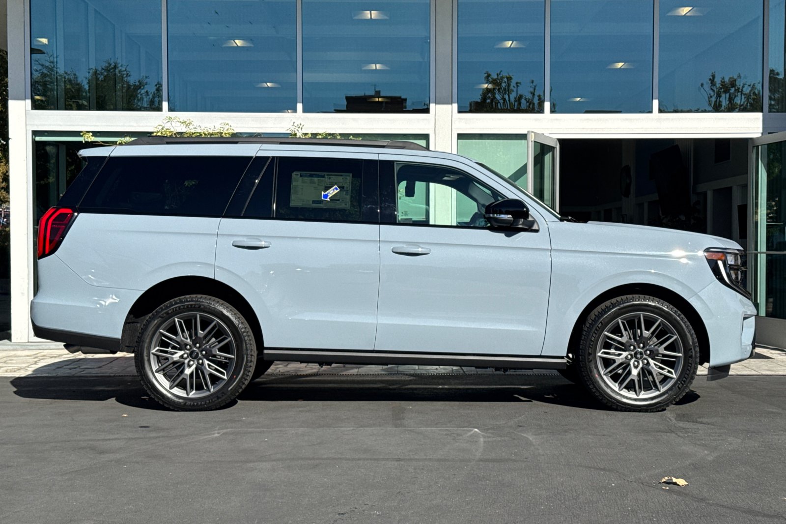 New 2027 Ford Expedition Platinum SUV