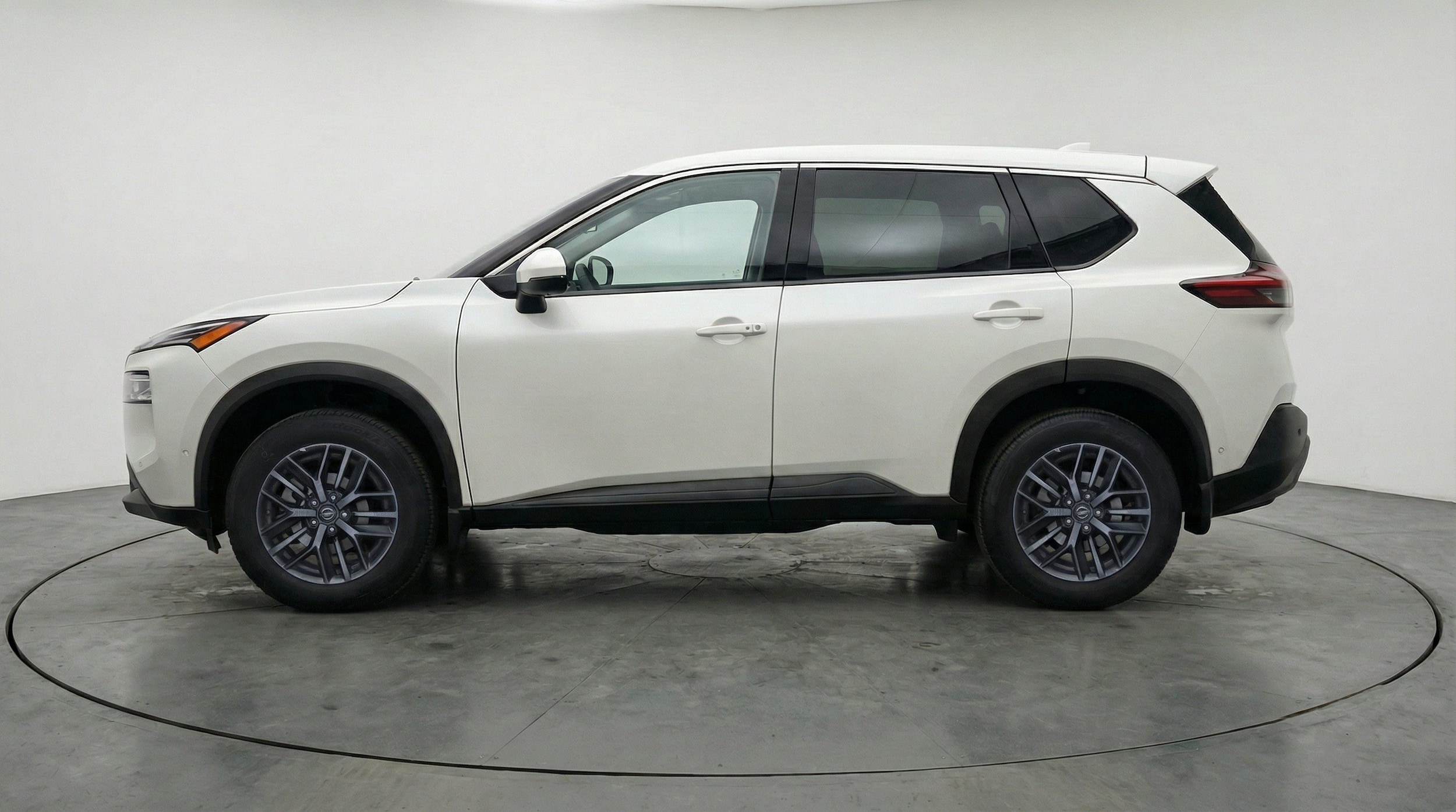 Thumbnail: 2026 Nissan Rogue - 5