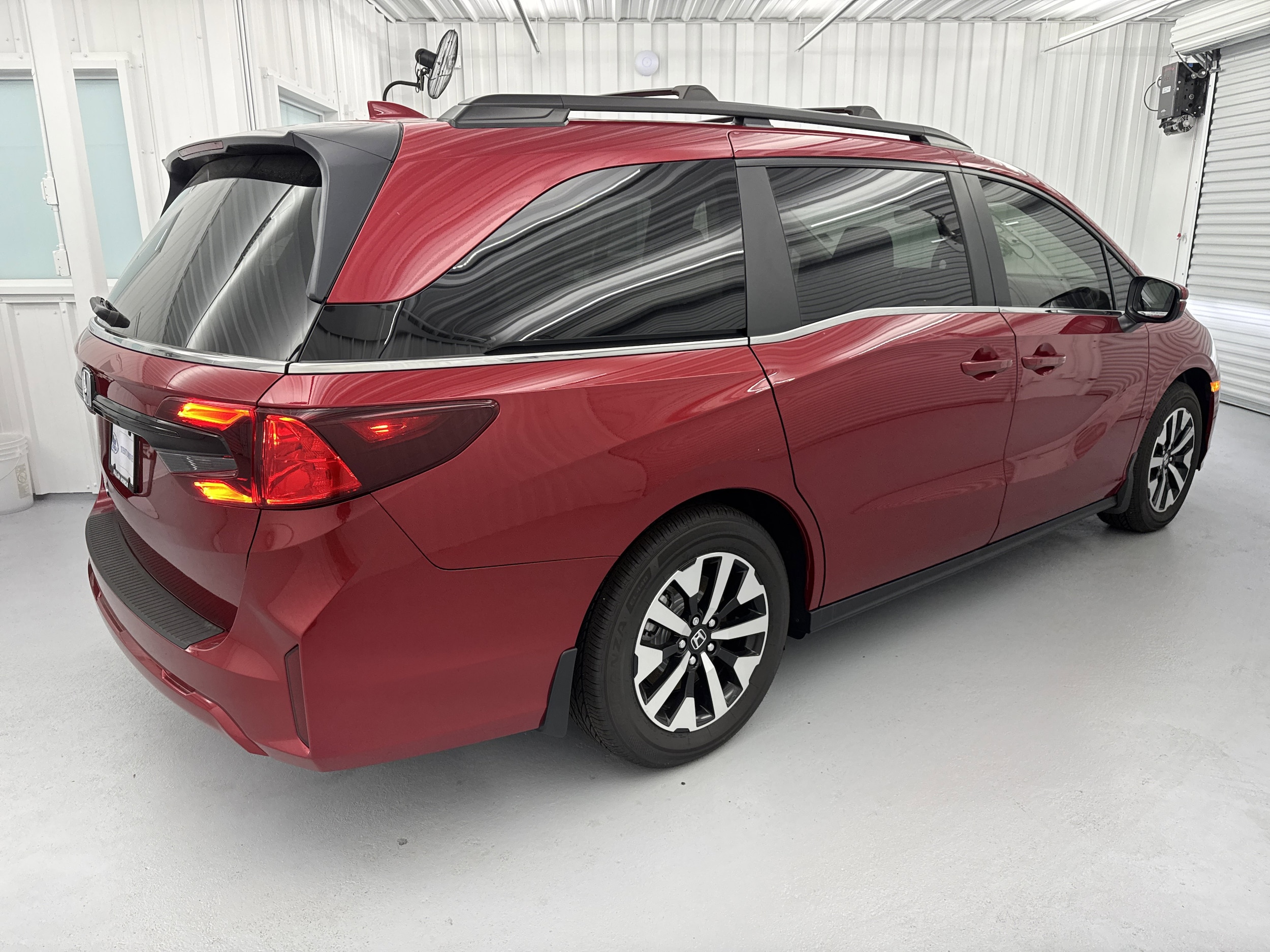 2026 Honda Odyssey EX-L - Photo 6
